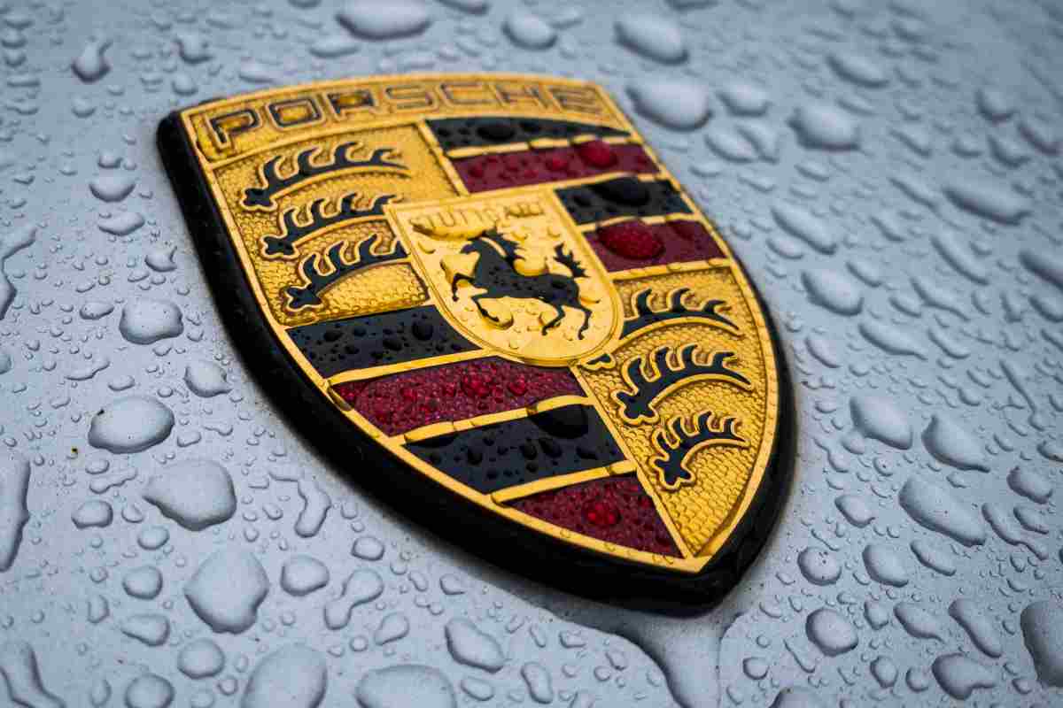 Porsche fiducia negli e-fuel