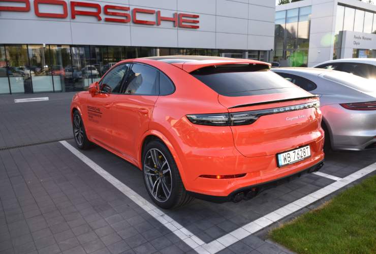 Porsche e-fuel soluzione futura