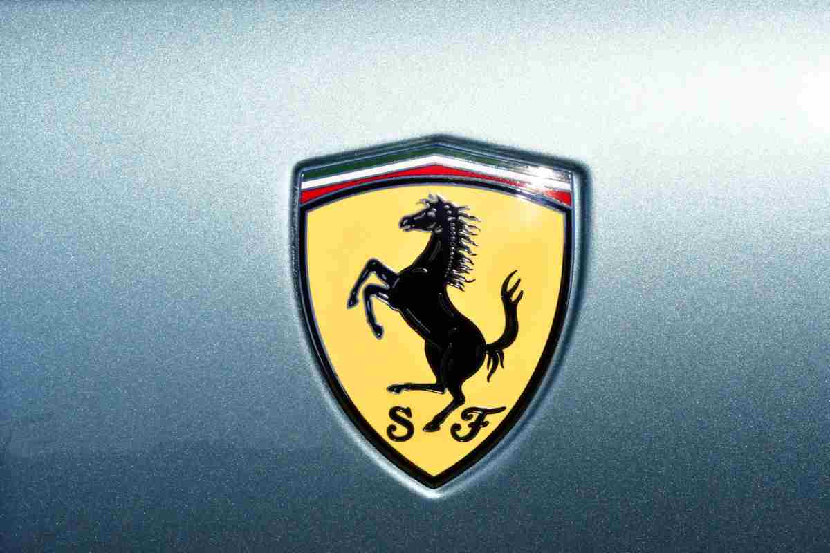 Ferrari modello estremo