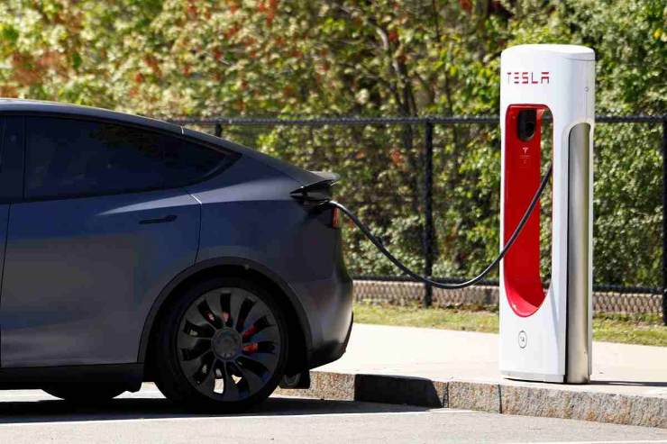 Tesla affidabilità notevole