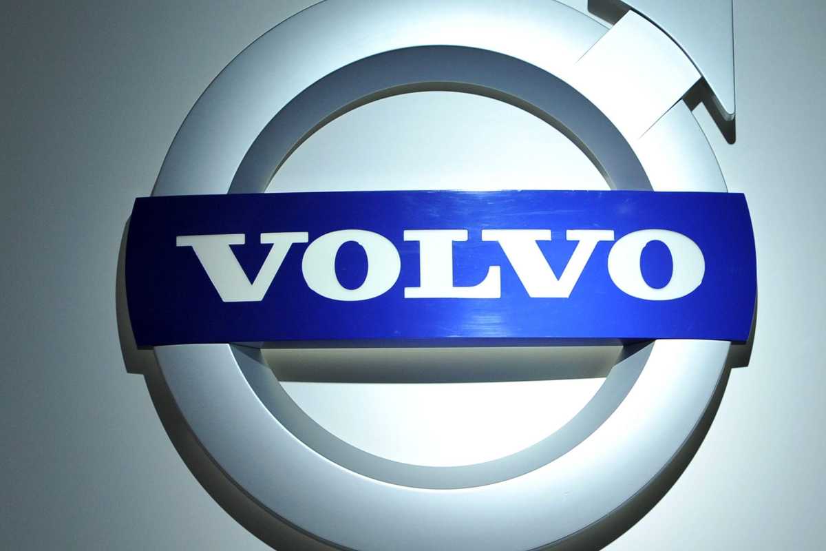 Volvo prezzo nuovo SUV